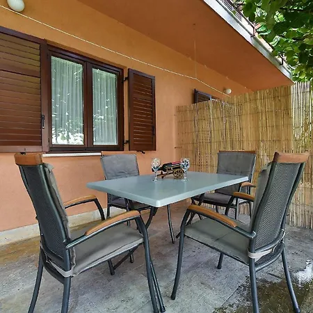 Apartment Fuer 4 Personen Ca 45 Qm In Fazana, Istrien Istrische Riviera *